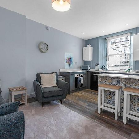 אדינבורו Guestready - Lovely Nest In The Old Town מראה חיצוני תמונה