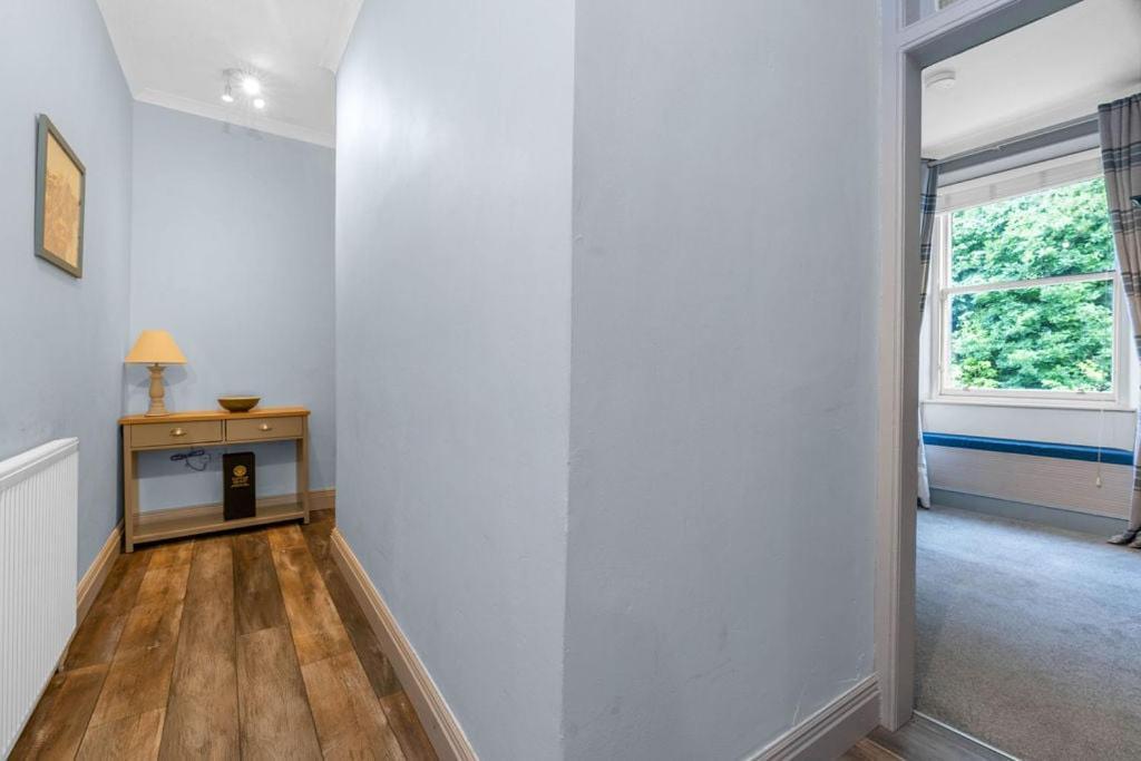 אדינבורו Guestready - Lovely Nest In The Old Town מראה חיצוני תמונה